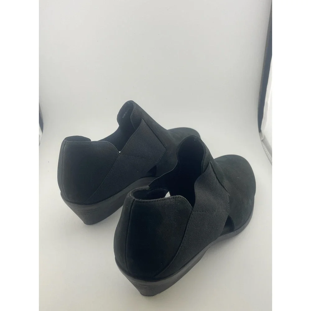 Eileen Fisher Perry black‎ nubuck suede elastic cutout shoes booties sz 7.5